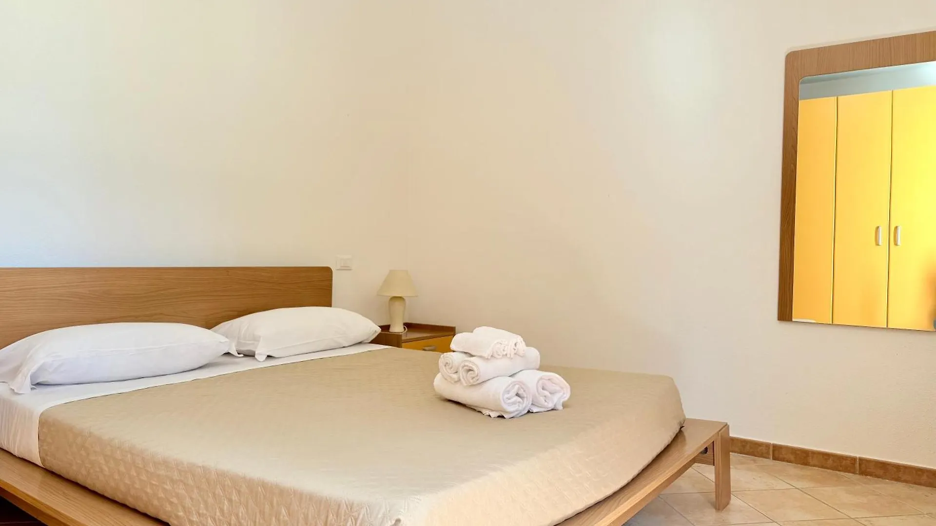 Dommos - Marinaway Apartments Orosei